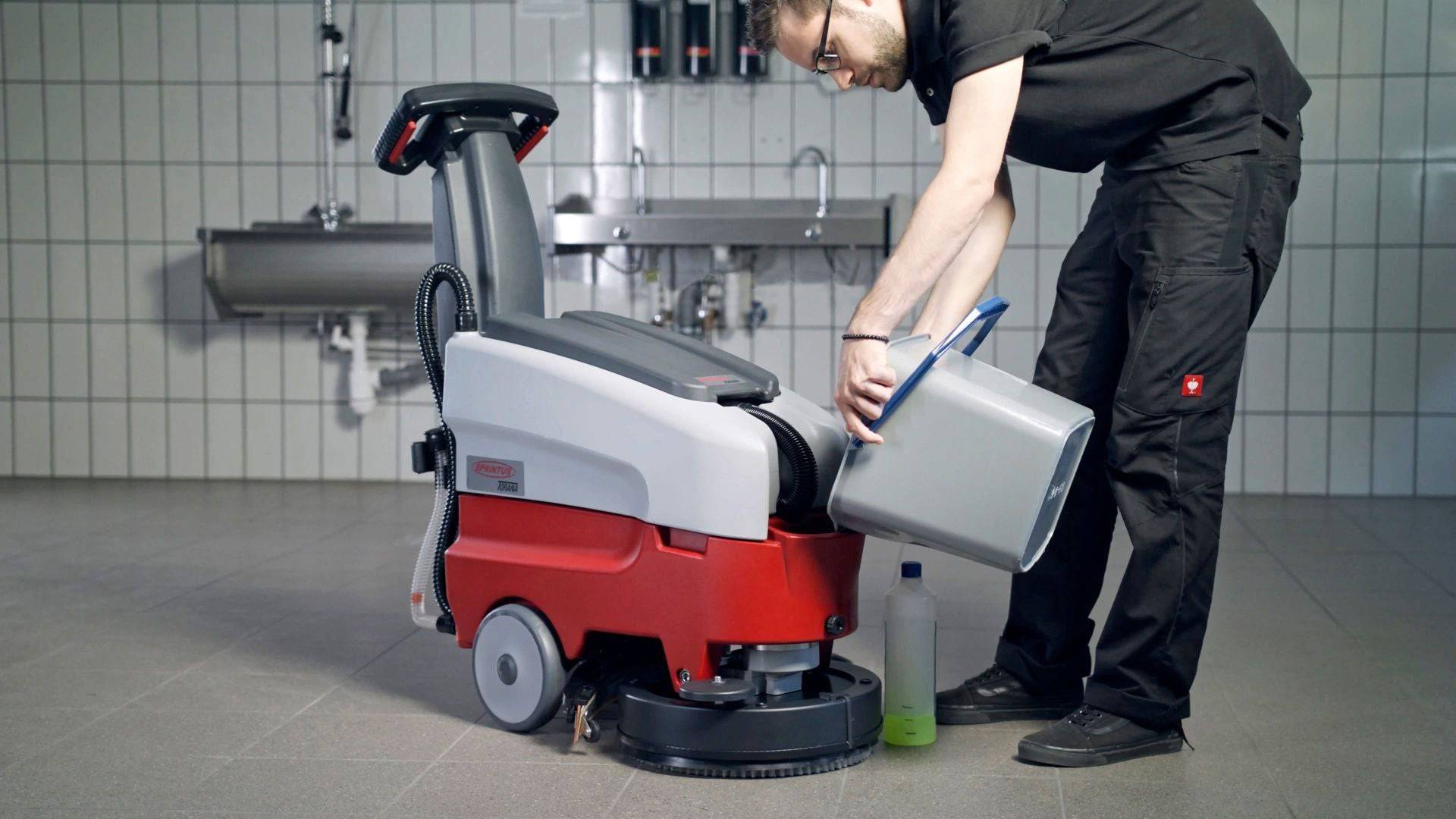 Sprintus Torana Scheuersaugmaschine - Weigola Premium Autopflege seit 1883