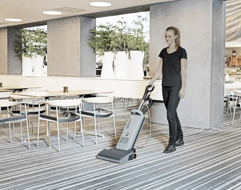 Nilfisk VU 50012 Bürsten Gewerbesauger - Weigola Premium Autopflege seit 1883