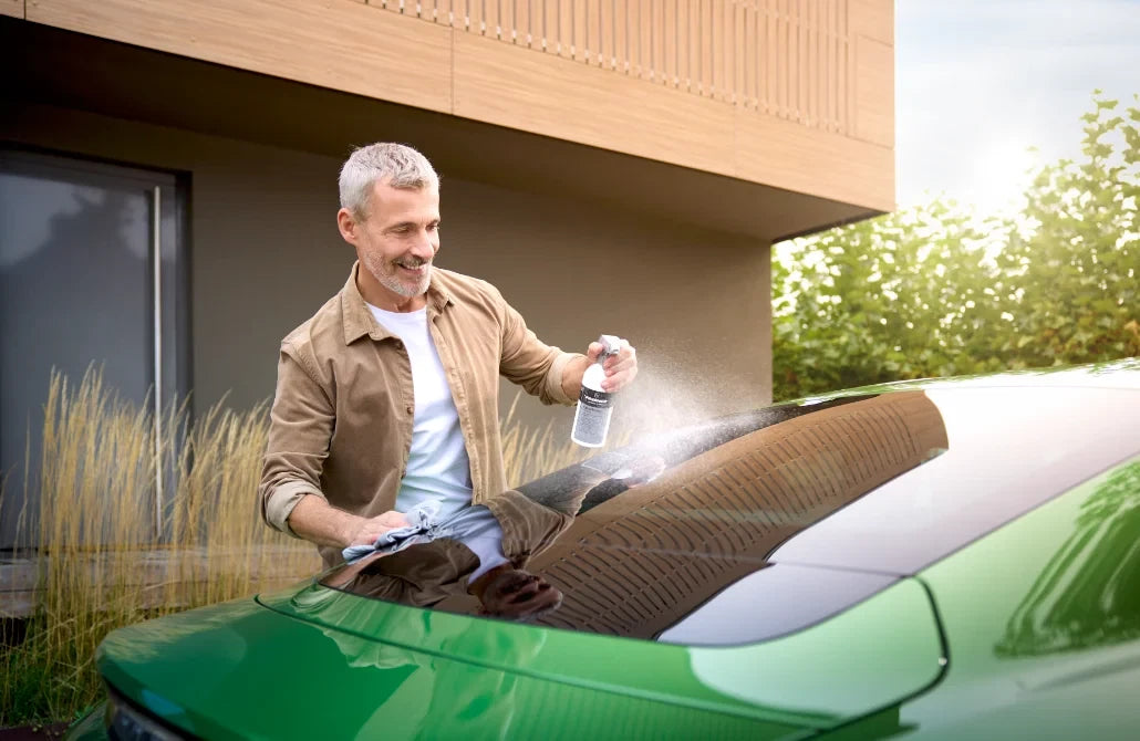 Koch Chemie THE FINISHER ClearView – Streifenfreier Glasreiniger mit Glätte-Additiv